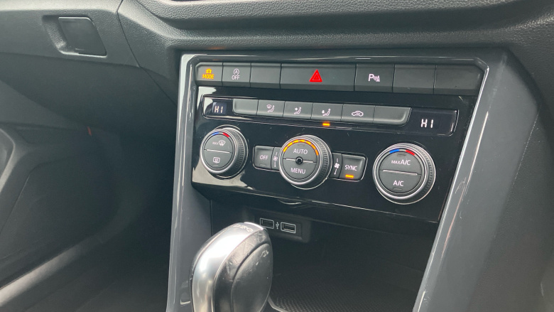 Volkswagen T-Roc 1.5 TSI EVO SEL 5dr DSG Petrol Hatchback